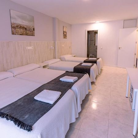 Pension Venecia Pinto Buitenkant foto