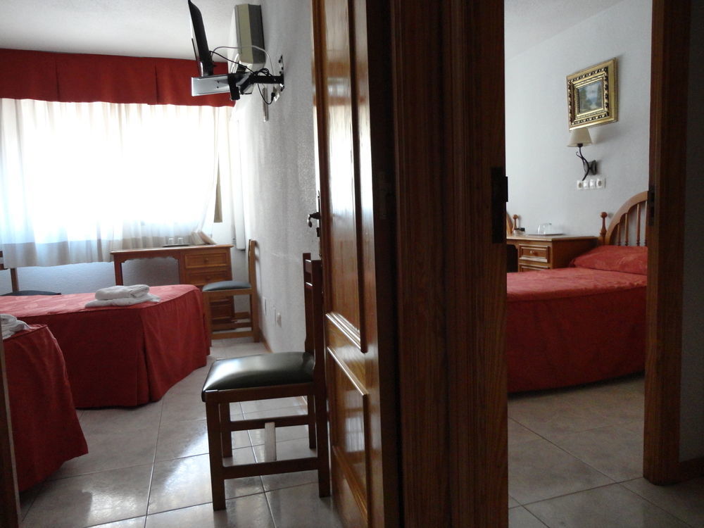Pension Venecia Pinto Buitenkant foto